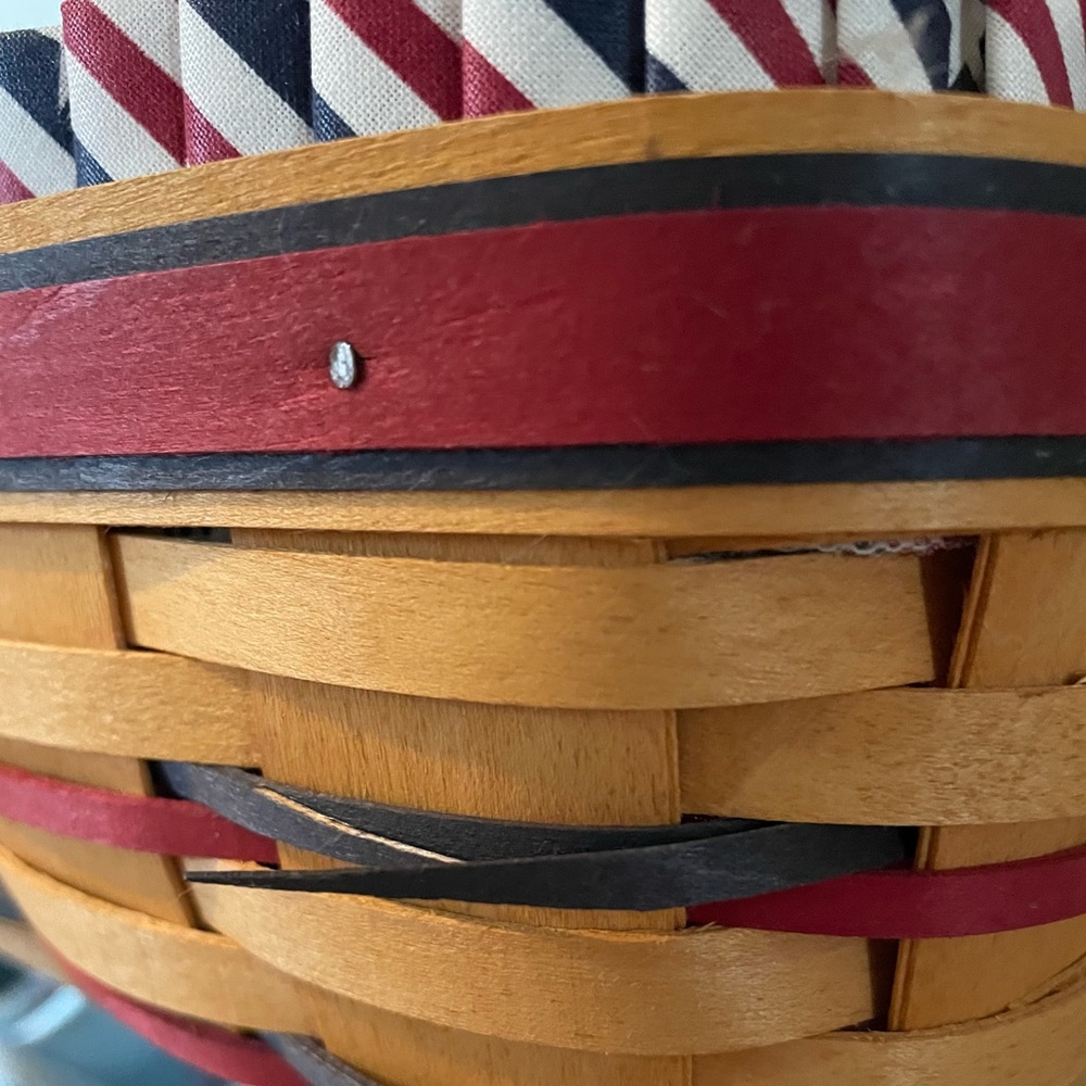 Longaberger 1998 All American Pie Basket - Picture 3 of 4